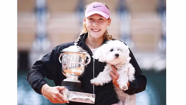 Mirra Andreeva trở thành nhà vô địch Grand Slam đầu tiên thuộc thế hệ sinh sau năm 2005.
