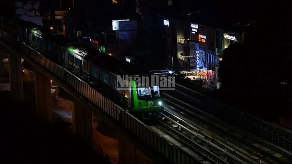 Năm 2025 vừa qua, Hà Nội Metro đã vận hành tuyệt đối an toàn, thông suốt gần 162 nghìn lượt tàu với gần 1.756.500 km chạy tàu trên 2 tuyến đường sắt đô thị Cát Linh-Hà Đông và Nhổn-Ga Hà Nội (đoạn trên cao).