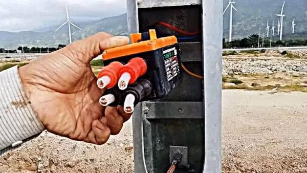 Hệ thống cáp điện, cáp truyền dẫn dữ liệu trên tuyến cao tốc bắc-nam thời gian qua nhiều lần bị xâm phạm. 