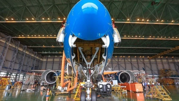 Dịp Tết luôn là “phép thử” khắc nghiệt nhất đối với đội ngũ điều hành bảo dưỡng, thời gian tàu dừng bảo dưỡng bị rút ngắn, trong khi yêu cầu an toàn là bất biến.