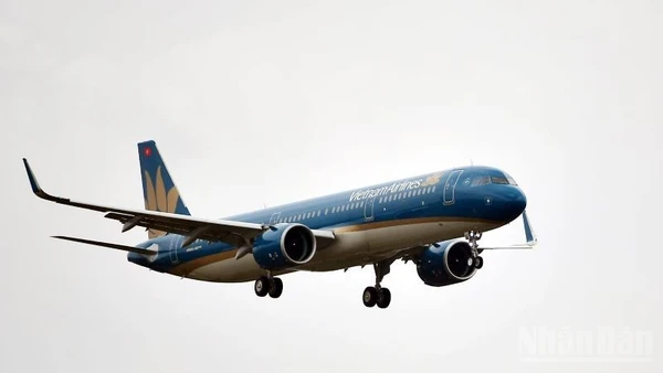 Vietnam Airlines Group khuyến cáo hành khách chủ động theo dõi lịch trình bay trong dịp cận Tết Nguyên đán do ảnh hưởng của sương mù tại một số sân bay miền bắc và Bắc Trung Bộ.