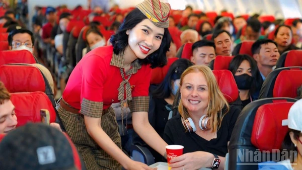 Tiếp viên hàng không Vietjet.