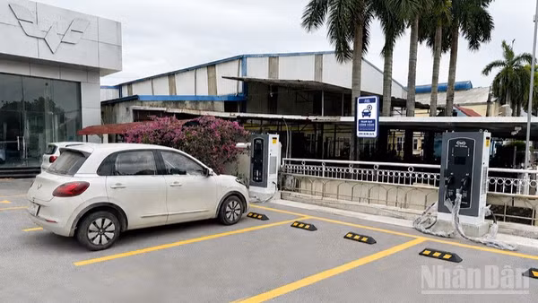 Trụ sạc điện TMT-EGREEN ở Hưng Yên đã được triển khai lắp đặt.