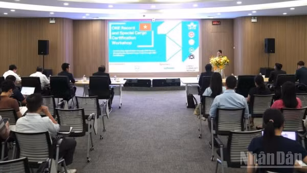 Vietnam Airlines phối hợp Hiệp hội Vận tải Hàng không Quốc tế (IATA) tổ chức Hội thảo Ứng dụng tiêu chuẩn ONE Record và xử lý hàng hóa đặc biệt.