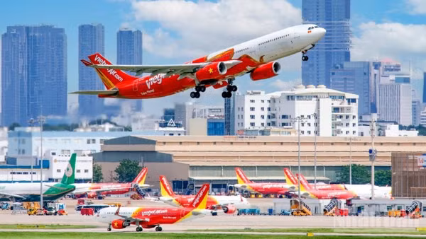 Hãng hàng không Vietjet mở bán 12 triệu vé khuyến mãi giá từ 0 đồng.
