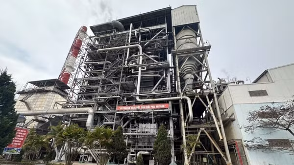 Tập đoàn Công nghiệp Than-Khoáng sản Việt Nam xác định mục tiêu phấn đấu hoàn thành 50% kế hoạch đầu tư năm trong 6 tháng đầu năm, ưu tiên tập trung cao độ đối với các dự án than hầm lò, nhiệt điện trọng điểm.