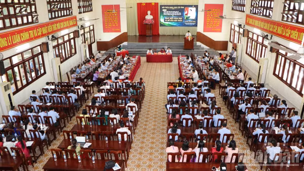 Quang cảnh hội thảo.