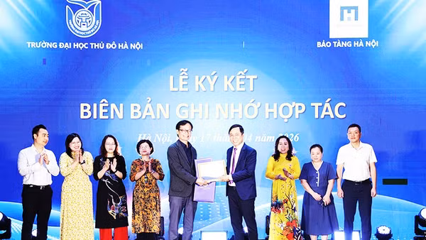 Trường đại học Thủ đô Hà Nội ra mắt bộ nhận diện thương hiệu