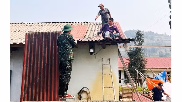 Khẩn trương khắc phục hậu quả dông lốc, mưa đá ở Lào Cai