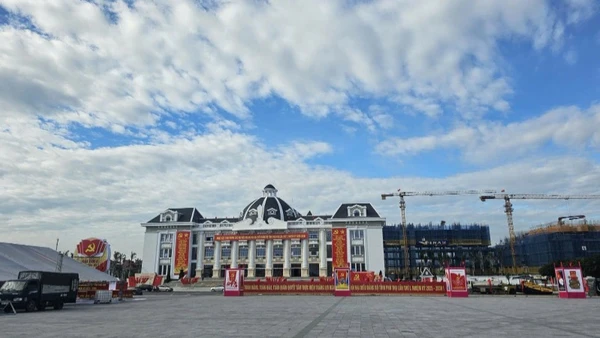 Khu vực tổ chức Đại hội đại biểu Đảng bộ tỉnh Phú Thọ được chuẩn bị chu đáo.