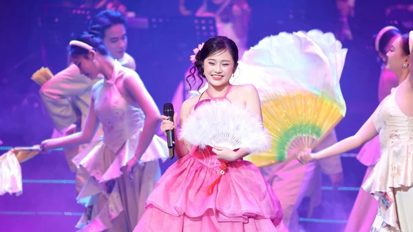 Nguyễn Gia Linh tại cuộc thi Tiếng hát Hà Nội 2025