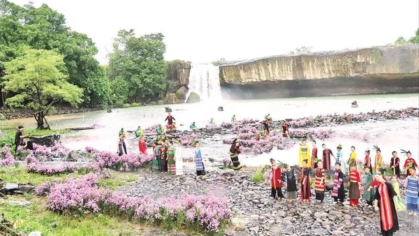 Đắk Lắk kêu gọi thu hút đầu tư phát triển du lịch cảnh quan, sinh thái, môi trường và truyền thống văn hóa.