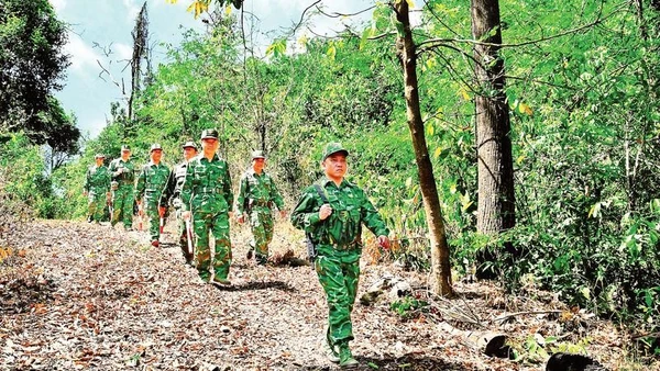 Bộ đội Biên phòng tỉnh Gia Lai tuần tra bảo vệ đường biên.