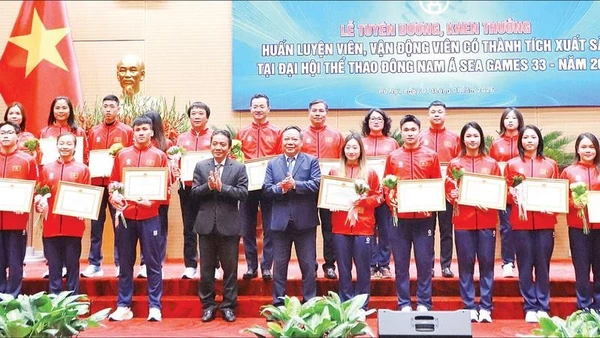 Thành ủy, HĐND, UBND Thành phố Hà Nội tổ chức tuyên dương, tặng thưởng vận động viên Thủ đô có thành tích cao tại SEA Games 33.