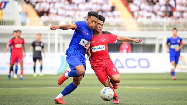 Trận chung kết của giải đấu diễn ra hấp dẫn, cống hiến cho khán giả một trận đấu hay. (Ảnh: QUANG ĐỊNH)