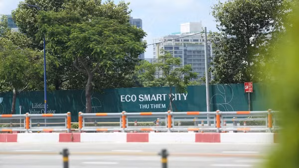 Thành phố Hồ Chí Minh đang nỗ lực gỡ khó về chính sách cho các dự án bất động sản. 