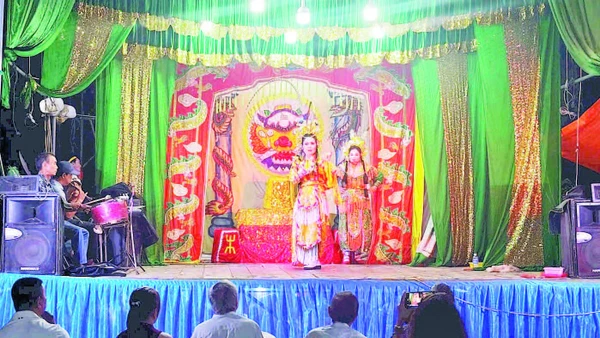 Cần có những bước đi mạnh mẽ để tuồng cổ Bình Định không bị lãng quên.