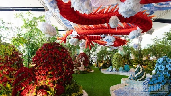 Khu vườn "Vạn Xuân" tại Cảng Hàng không quốc tế Nội Bài.