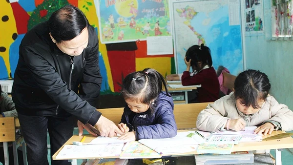 Giờ học tại điểm trường Coọc Mu.