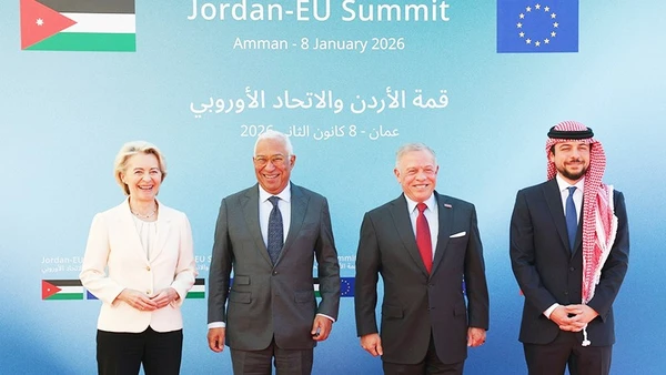 Các nhà lãnh đạo EU và Jordan gặp gỡ tại Thủ đô Amman. Ảnh: AP