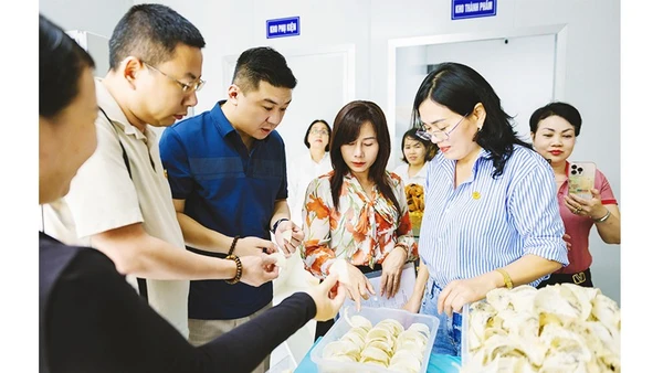 Nhờ có chứng nhận Halal, sản phẩm Yến Helen được nhiều quốc gia quan tâm.