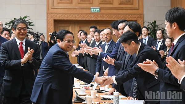 Thủ tướng Phạm Minh Chính với các doanh nghiệp Nhật Bản.