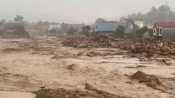 Ngày 5/8, Đài Khí tượng thủy văn tỉnh Sơn La phát tin lũ khẩn cấp trên sông Nậm Pàn, cảnh báo mực nước vượt báo động 3 và tiếp tục lên cao. (Ảnh minh họa: Cục Đê điều và Phòng chống thiên tai)