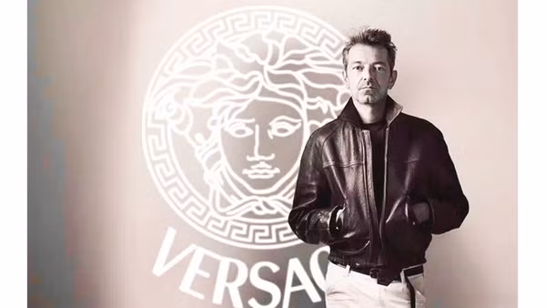 Pieter Mulier về với Versace