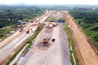 Hà Nội đang đẩy nhanh tiến độ các dự án để bảo đảm giải ngân vốn đầu tư công. (Ảnh: nhandan.vn)
