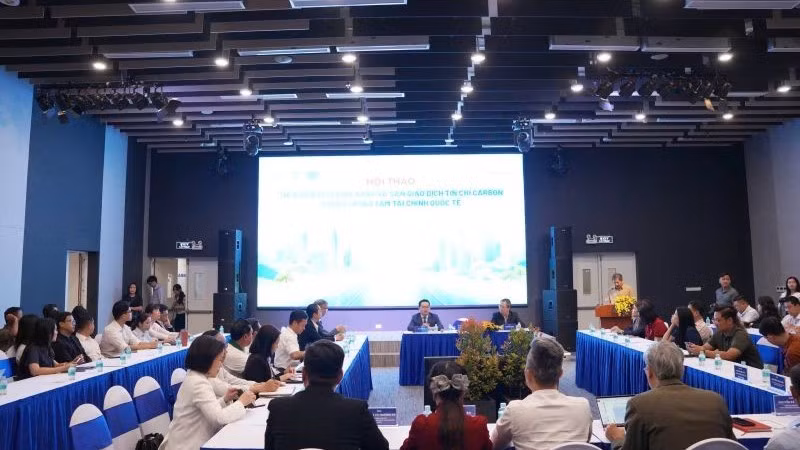 Hội thảo là diễn đàn quan trọng nhằm thúc đẩy dòng vốn xanh và phát triển thị trường carbon tại Việt Nam.