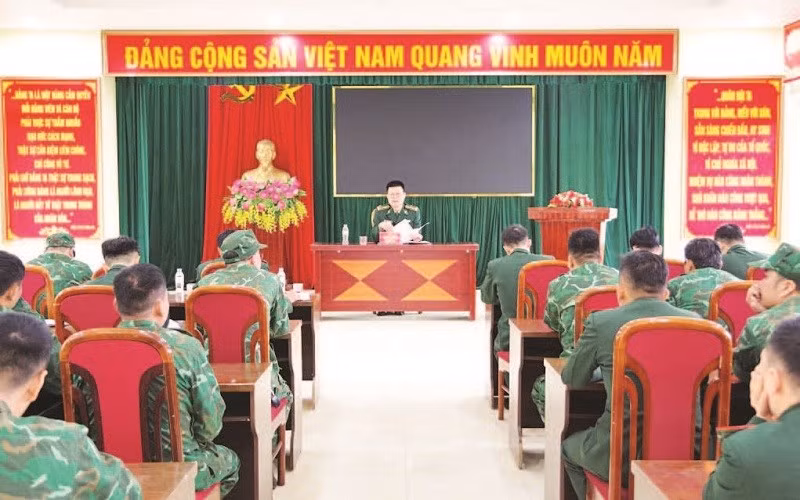 Lãnh đạo Ban Chỉ huy Bộ đội Biên phòng tỉnh Cao Bằng quán triệt, giao nhiệm vụ cho lực lượng Đồn Trà Lĩnh. (Ảnh VĂN TUẤN)