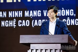 Thượng tá Nguyễn Thành Chung, Cục A05, Bộ Công an phát biểu tại Hội nghị Mã hóa tài sản thực Việt Nam 2026 (Vietnam RWA Summit 2026).