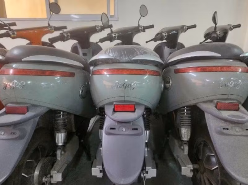 Xe giả bị cơ quan Công an thu giữ.