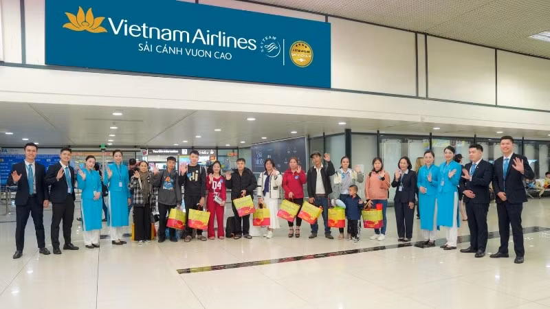 Tổ chức Công đoàn hỗ trợ 1.000 vé máy bay dịp Tết Bính Ngọ cho người lao động có hoàn cảnh khó khăn.