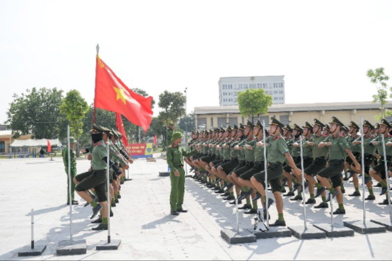 Giai đoạn 2 huấn luyện chuyên sâu, hợp luyện cụm, tổng hợp luyện từ 2/6 đến ngày 21/8. 8-1006-556.jpg