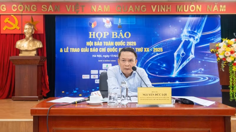 Phó Chủ tịch Thường trực Hội Nhà báo Việt Nam Nguyễn Đức Lợi chủ trì họp báo. z7945020332068-35c0d0c88f16202891a1bcd53c0d99c8-9716.jpg