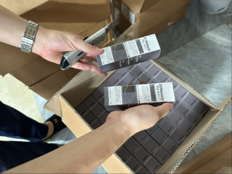 5.400 sản phẩm hàng hóa là mỹ phẩm không có hóa đơn, chứng từ. z6660880667806-77e2be711bdf6a8941a912077f91d66c-2386.jpg
