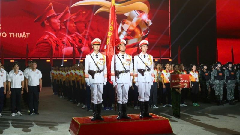 Là dịp tuyên truyền, giáo dục sâu rộng trong cán bộ, chiến sĩ, nhân dân về truyền thống vẻ vang của lực lượng Công an. gen-o-z6844539503193-758d56e79d55d403257ad504a520cbbc-9672.jpg