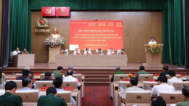 Toàn cảnh hội thảo. z6767671571808-4268e7a1342742ae19a96eb994421ddb-1153.jpg