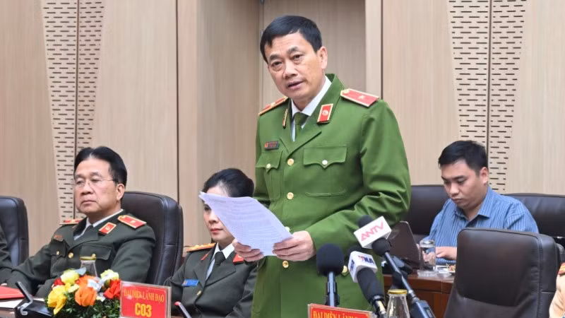 Thiếu tướng Nguyễn Mạnh Hùng, Phó Cục trưởng Cảnh sát điều tra tội phạm về tham nhũng, kinh tế, buôn lậu, Bộ Công an cung cấp thông tin về vụ án.