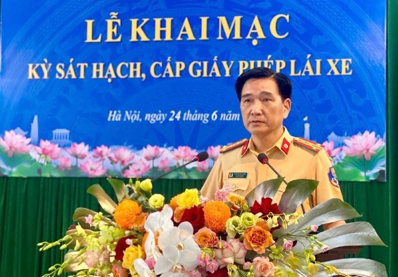 Đại tá Trần Đình Nghĩa phát biểu khai mạc. z6737870550366-e69dbadadb71748ab8a7f5da13910bc6.jpg