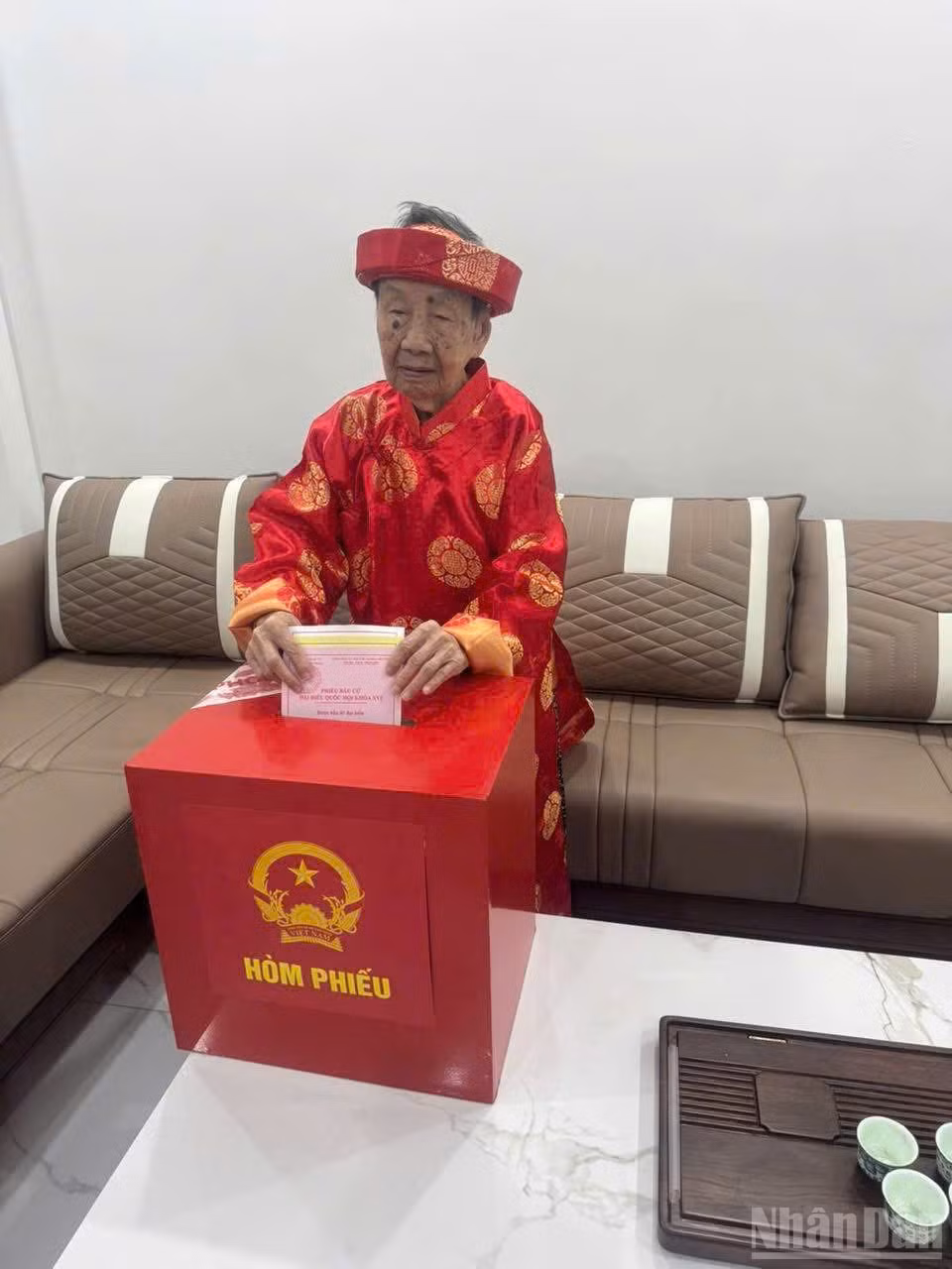 ndo_br_z7622145525400-5f11d4d5eac7b35b3fc83b4fcd1af94a.jpg