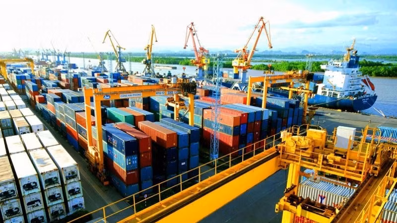 Tập trung ưu tiên giữ vững ổn định kinh tế vĩ mô, thúc đẩy xuất khẩu.