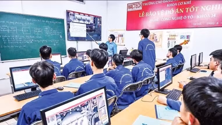 Với chính sách mới, người học có thể tích lũy kết quả học tập theo từng chặng. (Ảnh: THÀNH ĐẠT) 