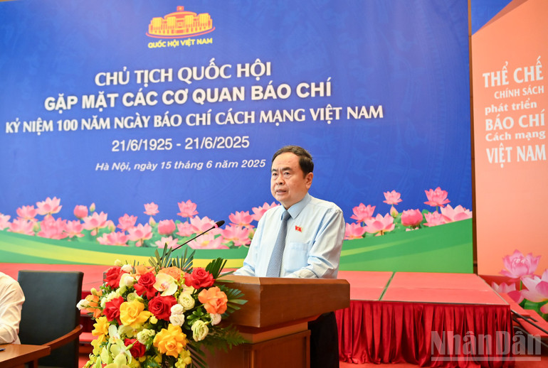 Chủ tịch Quốc hội Trần Thanh Mẫn phát biểu tại gặp mặt. (Ảnh: DUY LINH) ndo_br_7a-6791.jpg