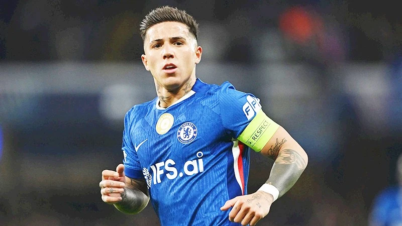 Enzo Fernandez: Ngôi sao Argentina rời Chelsea, Man City và Real Madrid tranh giành