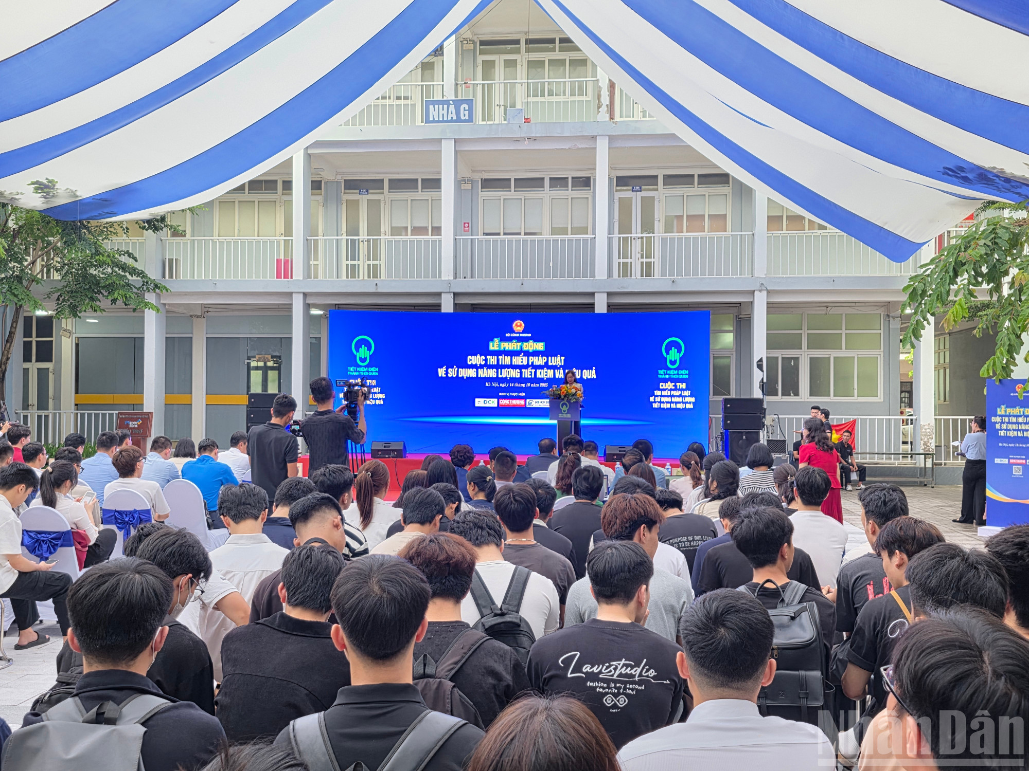 Lễ phát động Cuộc thi “Tìm hiểu pháp luật về sử dụng năng lượng tiết kiệm và hiệu quả”. (Ảnh: KIM DUNG)