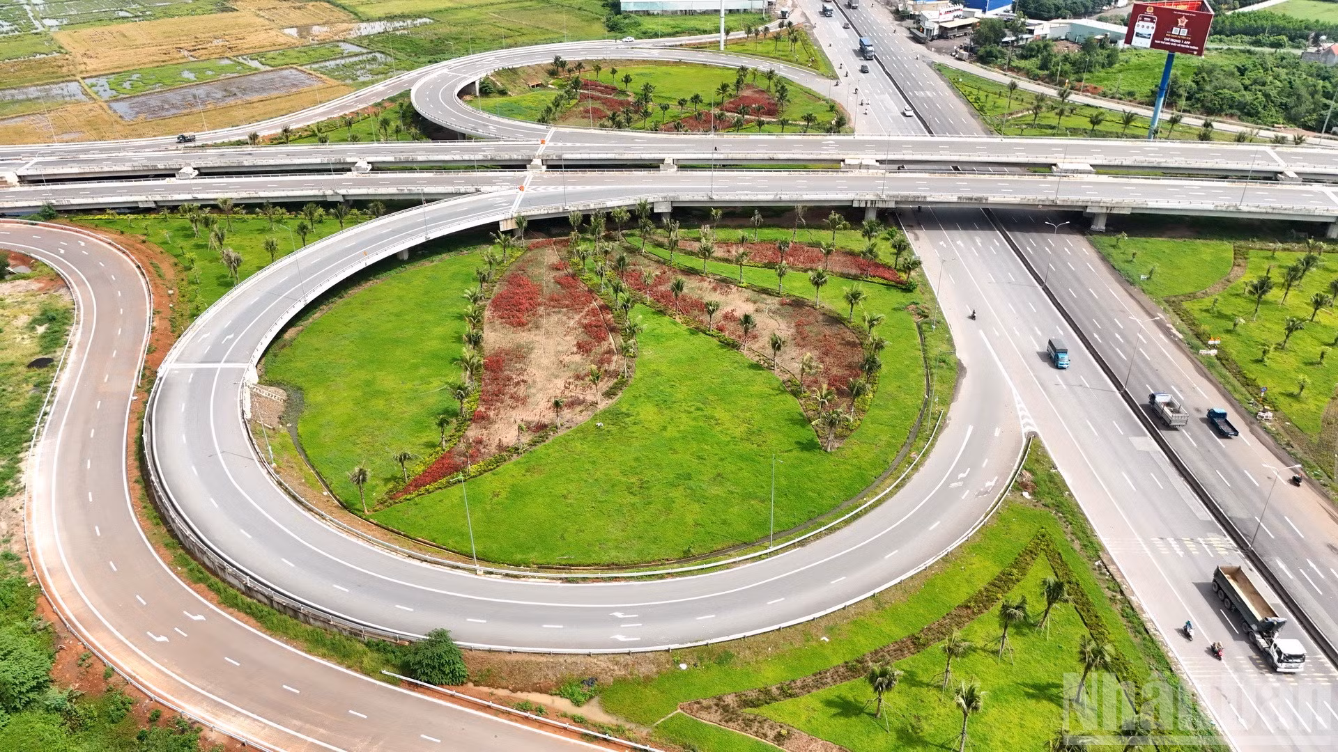 ndo_br_dji-20260729113348-0880-d-resize-5175.jpg