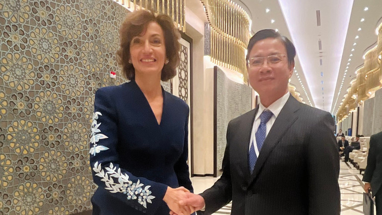 anh-thu-truong-ngoai-giao-ngo-le-van-gap-ba-audrey-azoulay-tong-giam-doc-unesco-2-1-7217.jpg