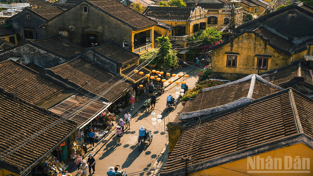 Hội An được UNESCO ghi nhận là một trong những nơi thực hiện tốt công tác bảo tồn các giá trị di sản văn hóa ở khu vực châu Á-Thái Bình Dương. ndo_br_3.jpg